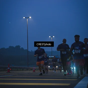 Runner Photo 7475763