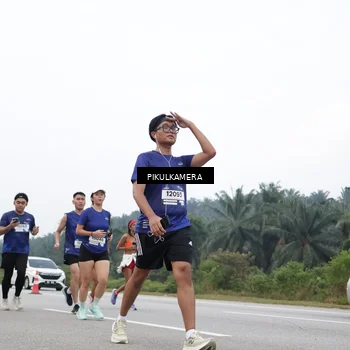Runner Photo 7475791