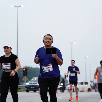 Runner Photo 7475811
