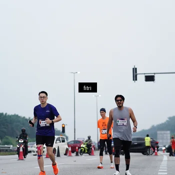 Runner Photo 7475813