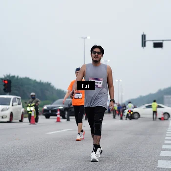 Runner Photo 7475855
