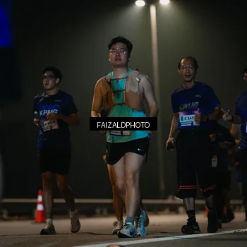 Runner Photo 7475868