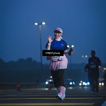 Runner Photo 7475875