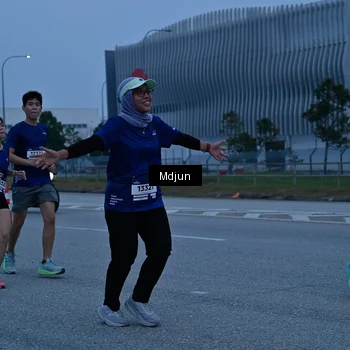 Runner Photo 7475907