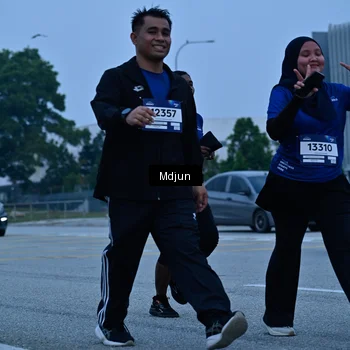 Runner Photo 7475910
