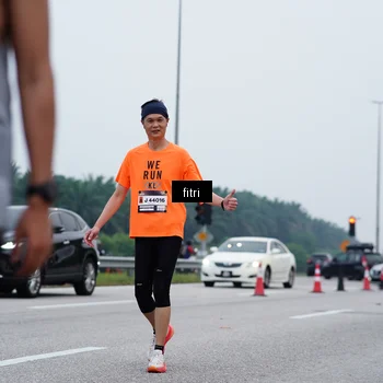 Runner Photo 7475916