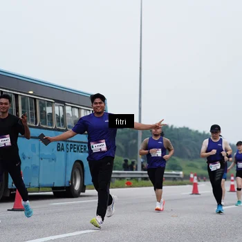Runner Photo 7475948