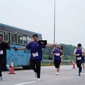 Runner Photo 7475950