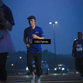 Runner Photo 7475965