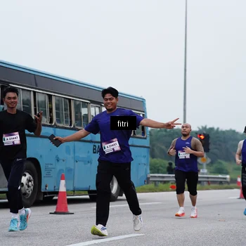 Runner Photo 7475967