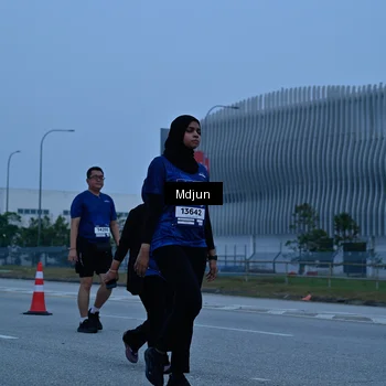 Runner Photo 7475975
