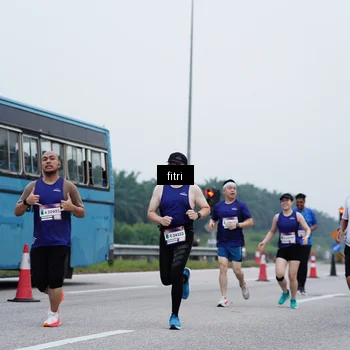 Runner Photo 7476009