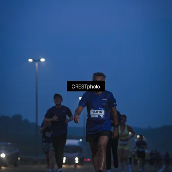 Runner Photo 7476010