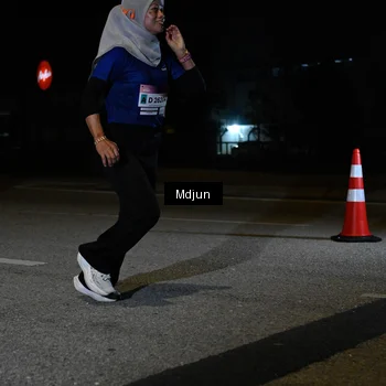 Runner Photo 7476020