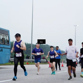 Runner Photo 7476027