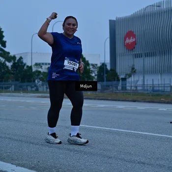 Runner Photo 7476038