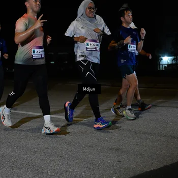 Runner Photo 7476052
