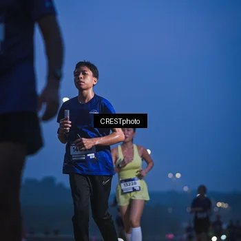 Runner Photo 7476054