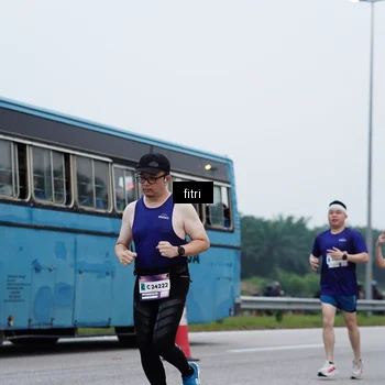 Runner Photo 7476055