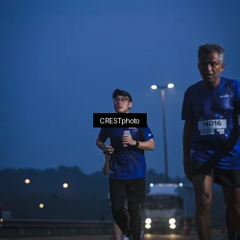 Runner Photo 7476064