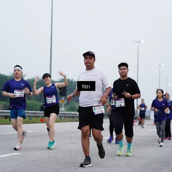 Runner Photo 7476070