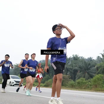 Runner Photo 7476077