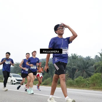 Runner Photo 7476090