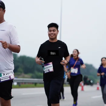 Runner Photo 7476108