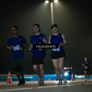 Runner Photo 7476110