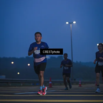 Runner Photo 7476112