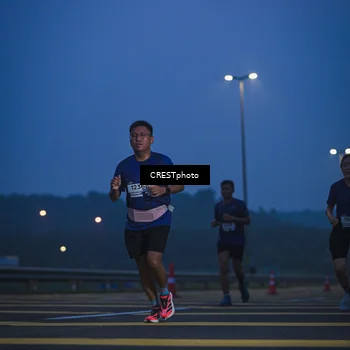 Runner Photo 7476172