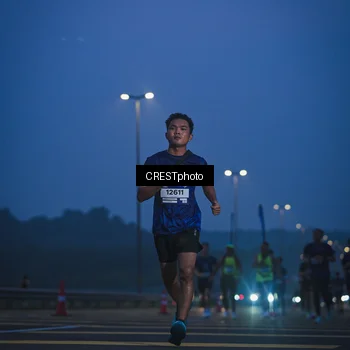 Runner Photo 7476173