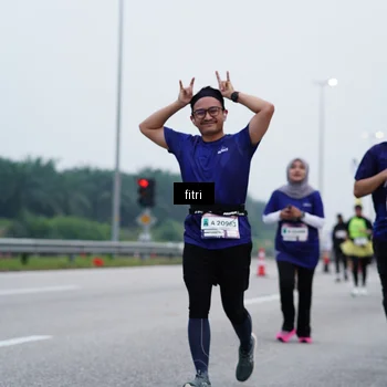 Runner Photo 7476184