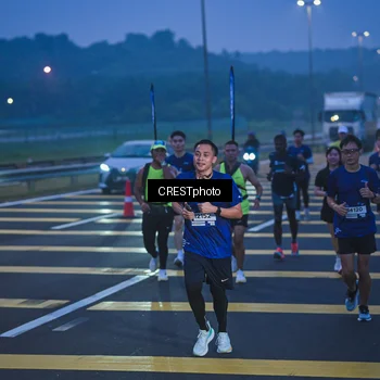 Runner Photo 7476192