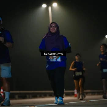 Runner Photo 7476201