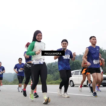 Runner Photo 7476208