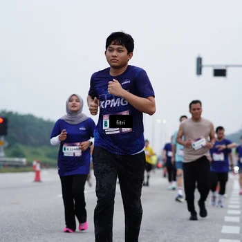Runner Photo 7476219