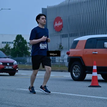 Runner Photo 7476236