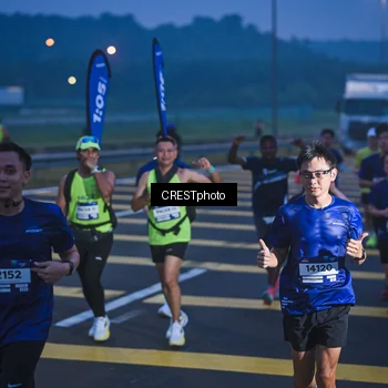 Runner Photo 7476240