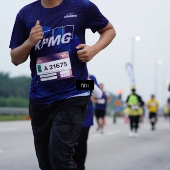 Runner Photo 7476243