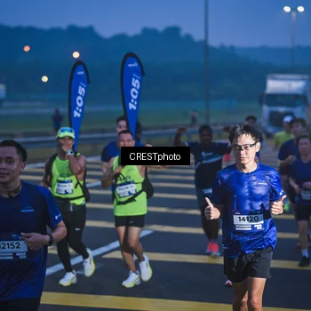 Runner Photo 7476244