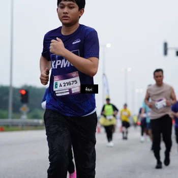Runner Photo 7476256