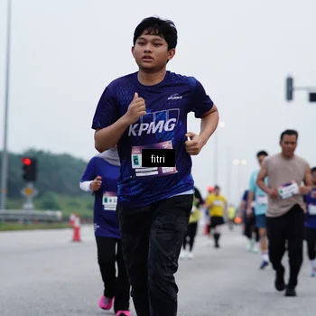 Runner Photo 7476272