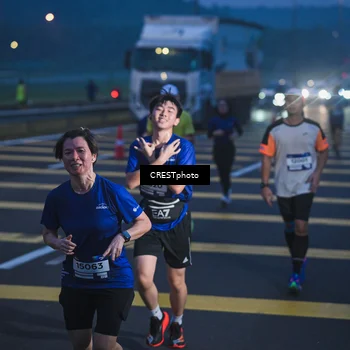 Runner Photo 7476297