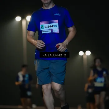 Runner Photo 7476302