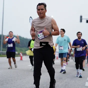 Runner Photo 7476307