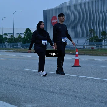 Runner Photo 7476312