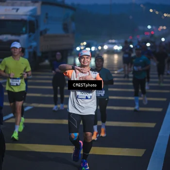 Runner Photo 7476344