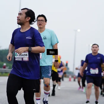 Runner Photo 7476354