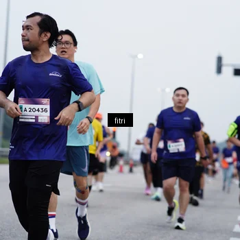 Runner Photo 7476361